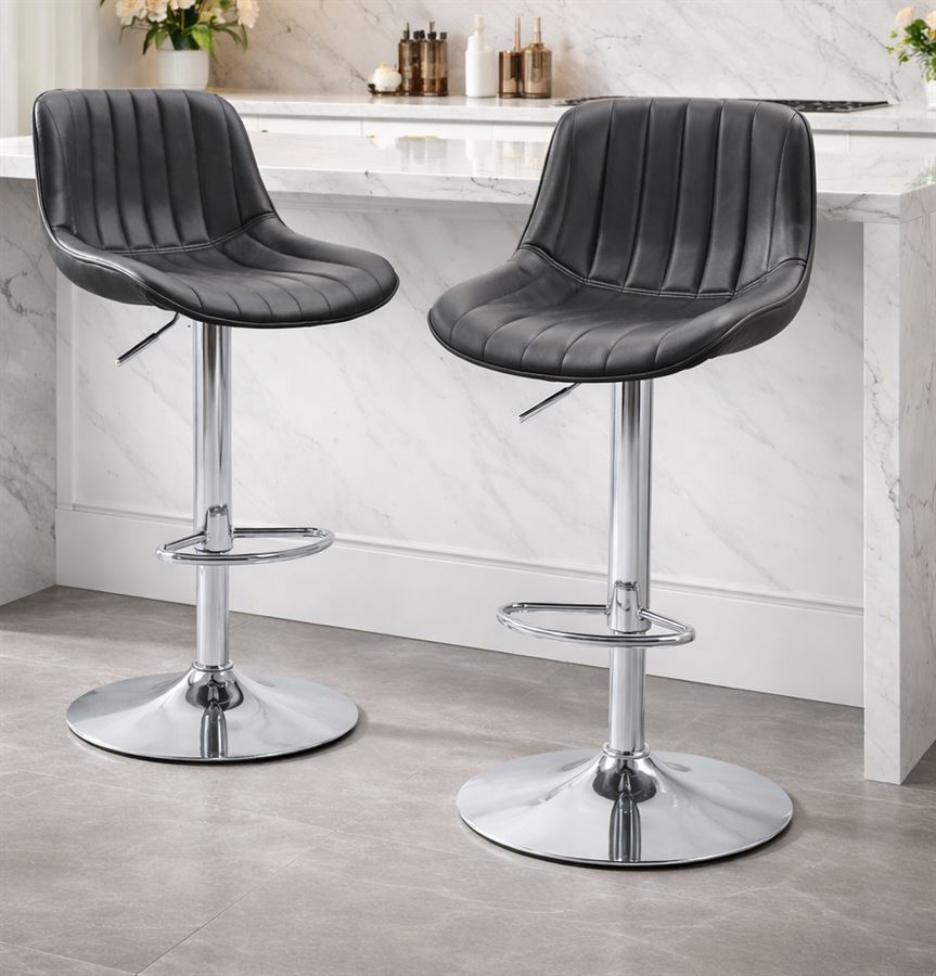 זוג כסאות בר דגם Continental במבצע לחברי BoomBuy