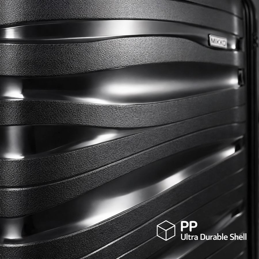 מזוודה קשיחה 20